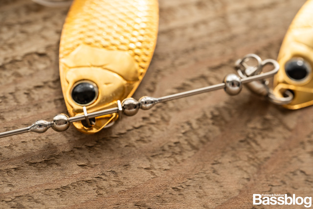 グライドヘッドスピナーベイトのビーズは固定ビーズ。スペーサーもない。