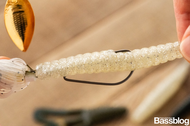 グライドヘッドスピナーベイトのフックセット方法