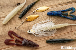 デプス グライドヘッドスピナーベイトとトレーラーワーム