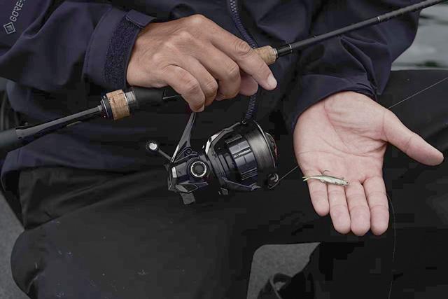 26ヴァンキッシュCEは、繊細なラインメンディングが釣果に直結する釣りでアドバンテージを発揮する。