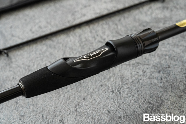 26ゾディアスのアップロック式リールシート